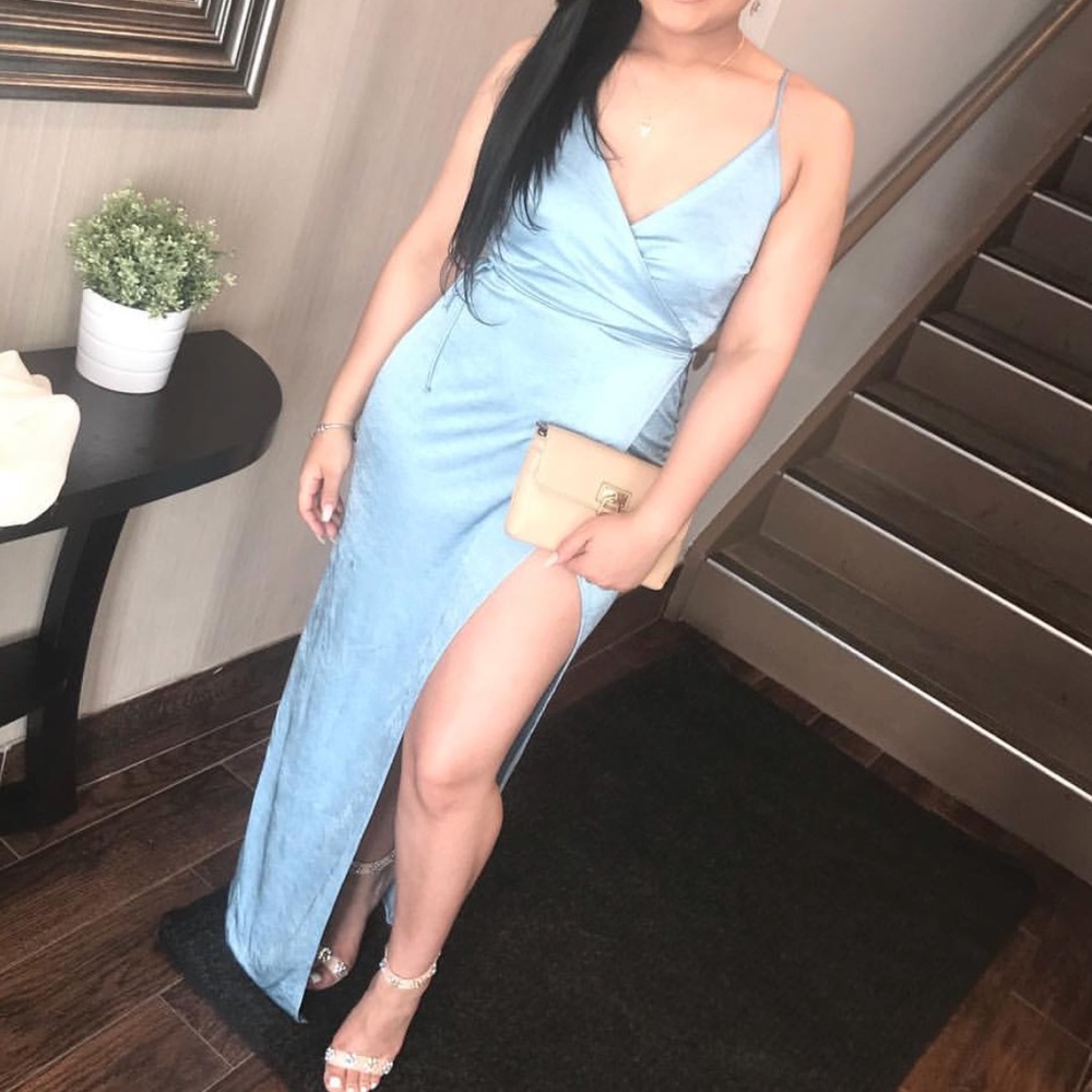Baby blue dress